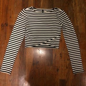 h&m black and white striped long sleeve crop top